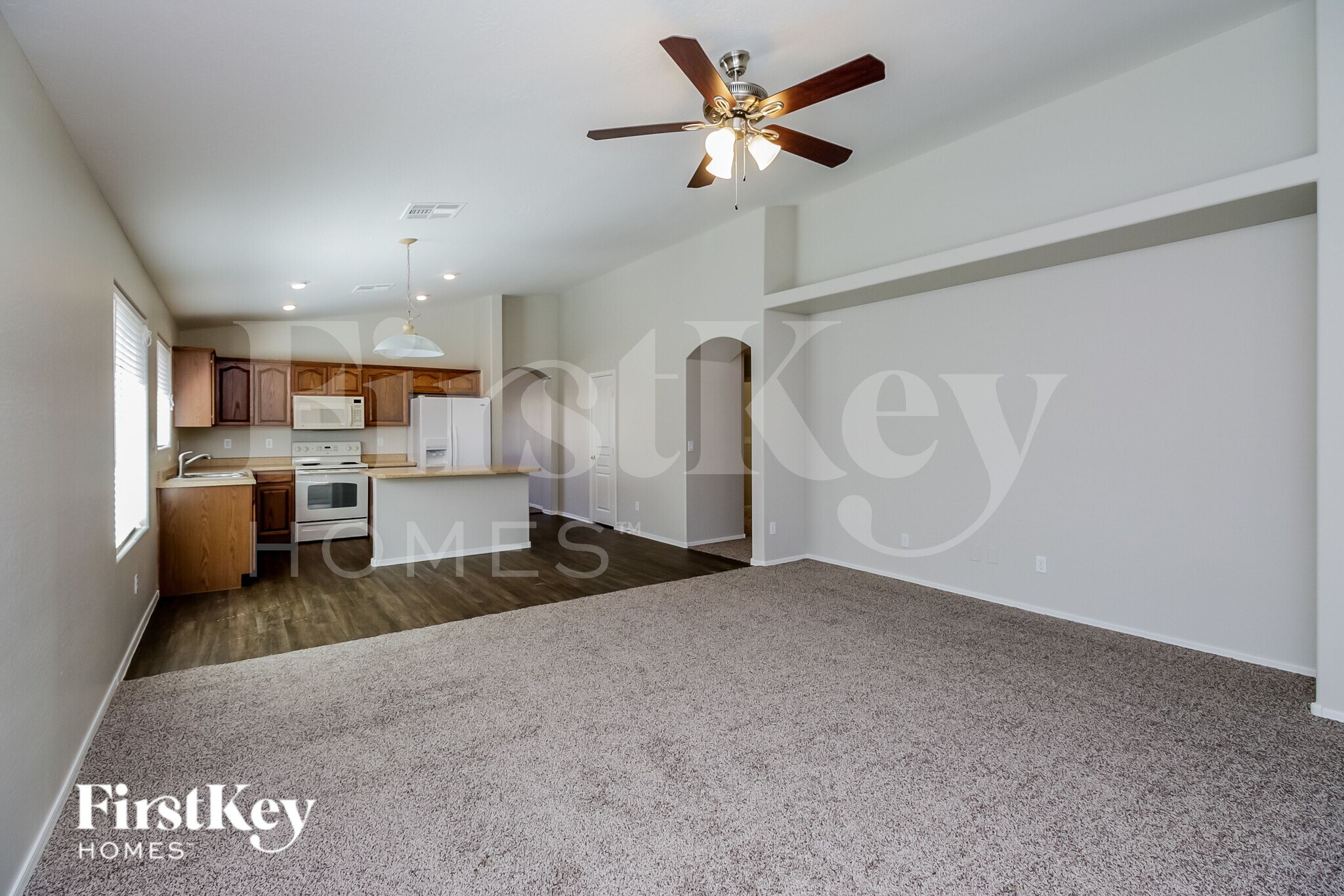 Building Photo - 3849 W South Butte Rd