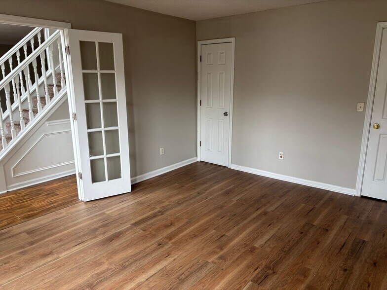 Building Photo - 1116 Setter Trce