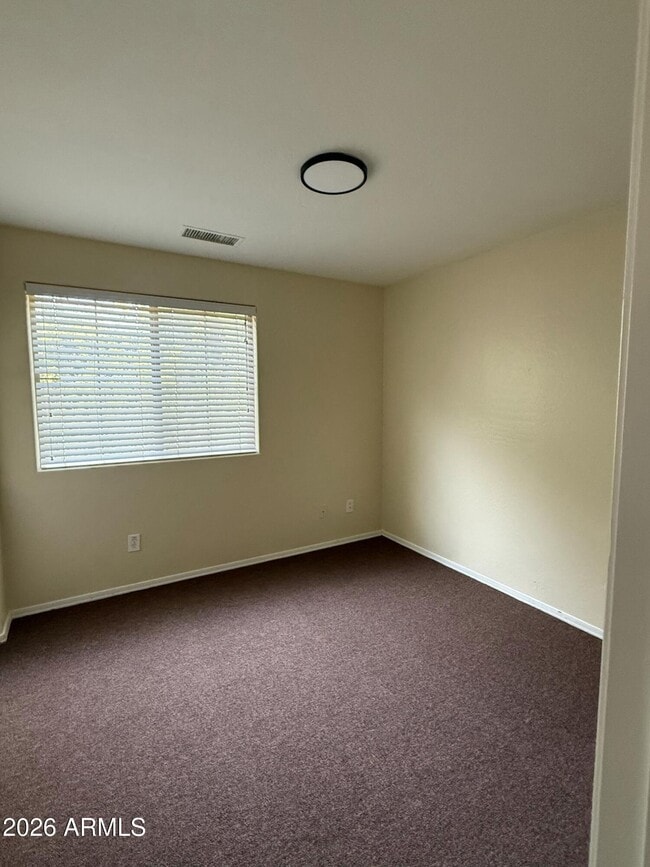 Building Photo - 8460 W Lewis Ave