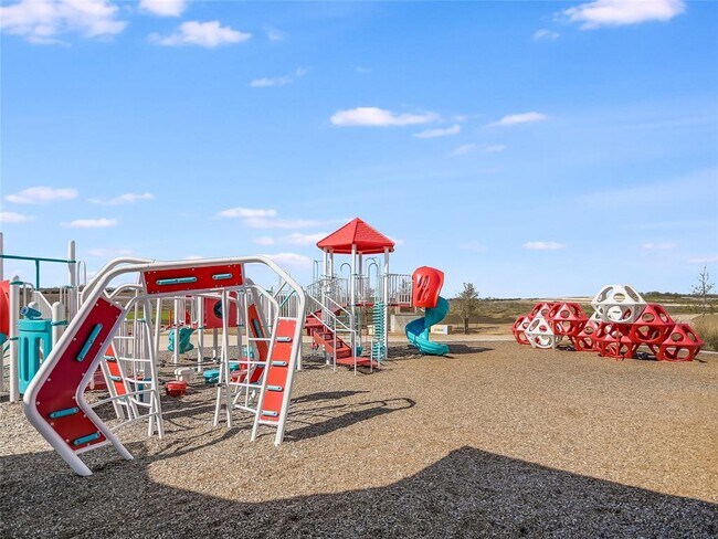 Building Photo - 7401 Grand Linden Wy