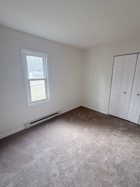 Building Photo - Wonderful 3 Bedroom Home close to Hull Street!