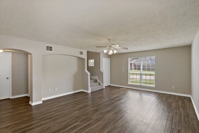 Building Photo - 4003 Southern Trace Ct