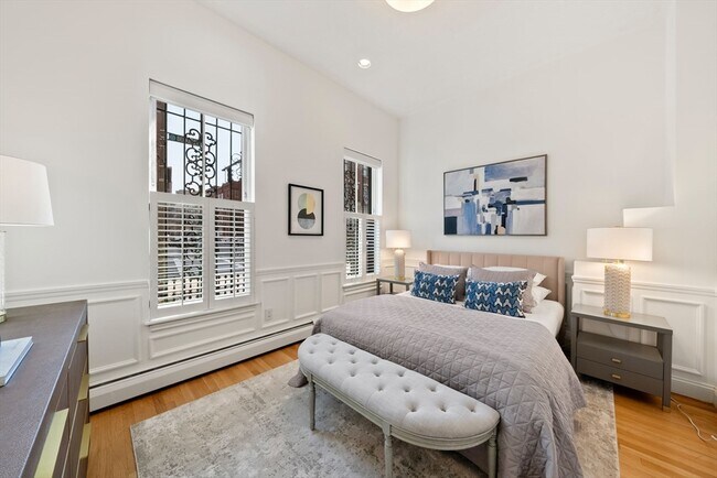 Primary Photo - 11 Appleton St