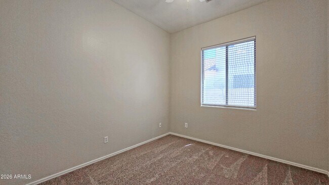 Building Photo - 13588 W Alvarado Dr