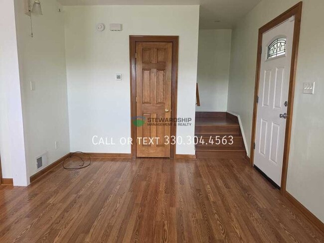 Building Photo - 1717 Bedford Ave SW