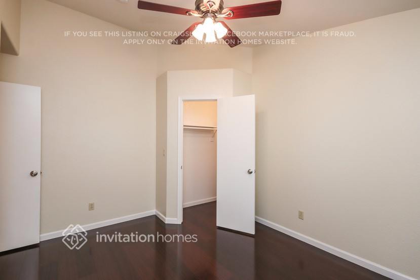 Building Photo - 4525 E Silverwood Dr