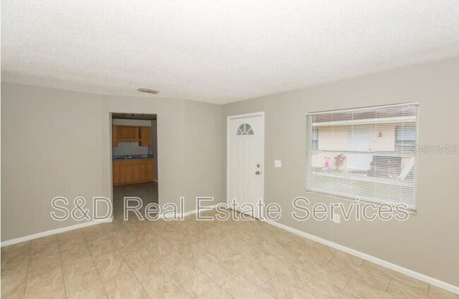 Building Photo - 3836 Deeson Rd