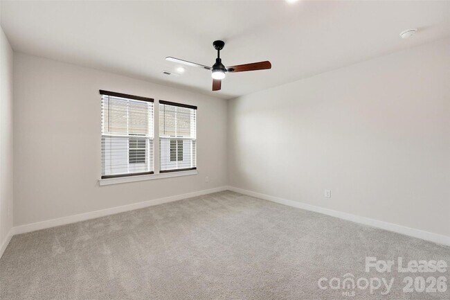 Building Photo - 6425 Cumberland Dr