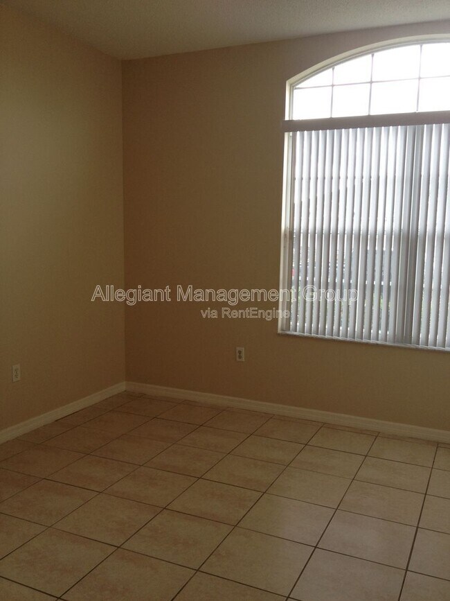 Building Photo - 76 Alicante Ct
