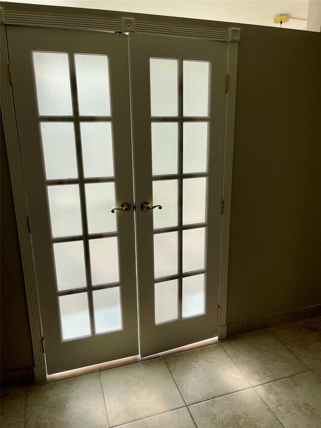 Building Photo - 801 Three Islands Boulevard