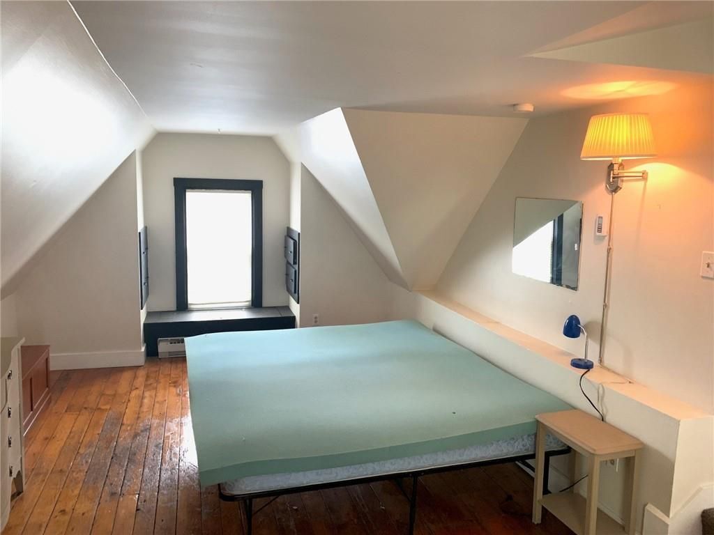 Building Photo - 42 Lee Ave