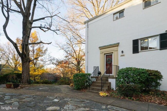 Building Photo - 1629 Fitzgerald Ln