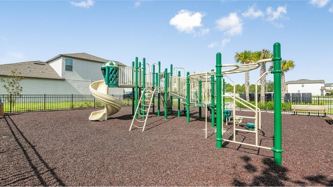 Building Photo - 352 Argyll Dr
