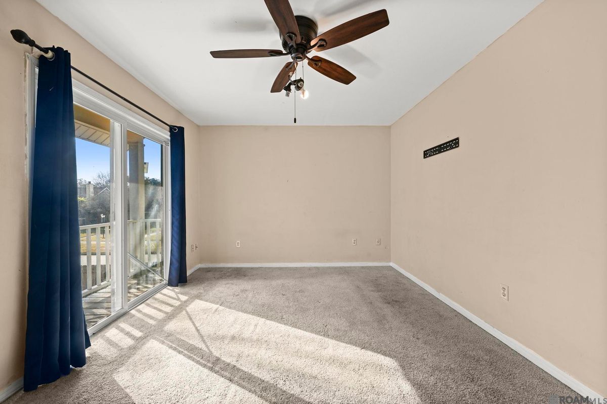 Building Photo - 1412 Sharlo Ave