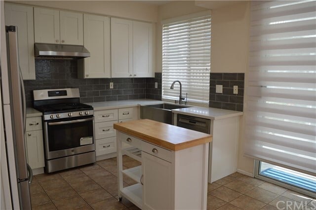 Building Photo - 15272 Rousseau Ln