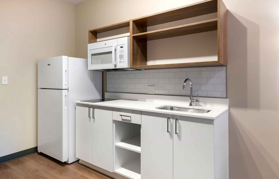 Building Photo - Furnished Studio-Orlando - Sanford