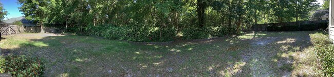 Building Photo - 365 Creekside Dr
