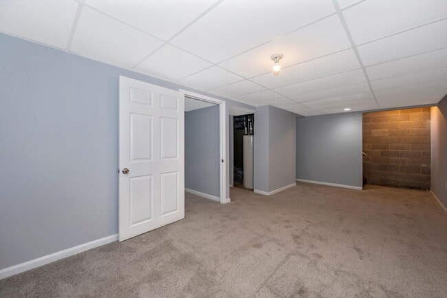Building Photo - Single Family - Fredrick 21703