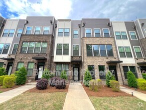 Building Photo - 528 Billingsley Rd