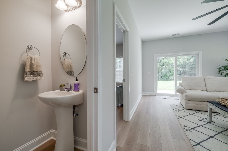 Building Photo - 506 Gov Treutlen Cir