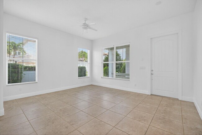 Building Photo - 4029 Faraday Wy