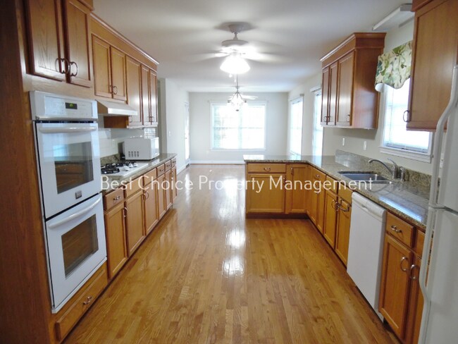 Building Photo - 2 Autumn Creek Way