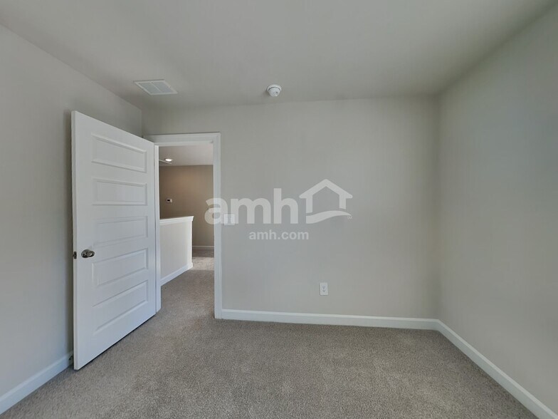 Building Photo - 542 Crowder Pl