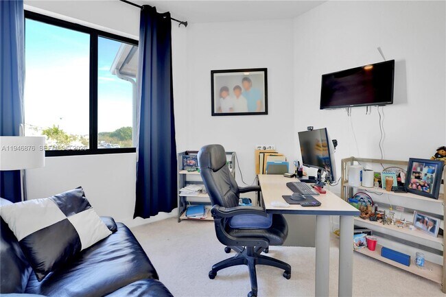 Building Photo - 23302 SW 110th Ave