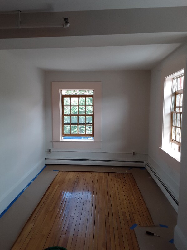 Building Photo - 4 State St