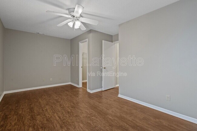 Building Photo - 3524 Bethel Dr