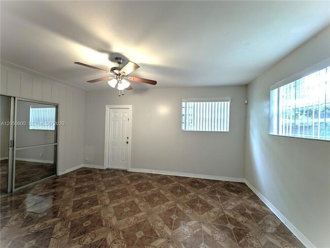 Building Photo - 5821 NW 12th Ct