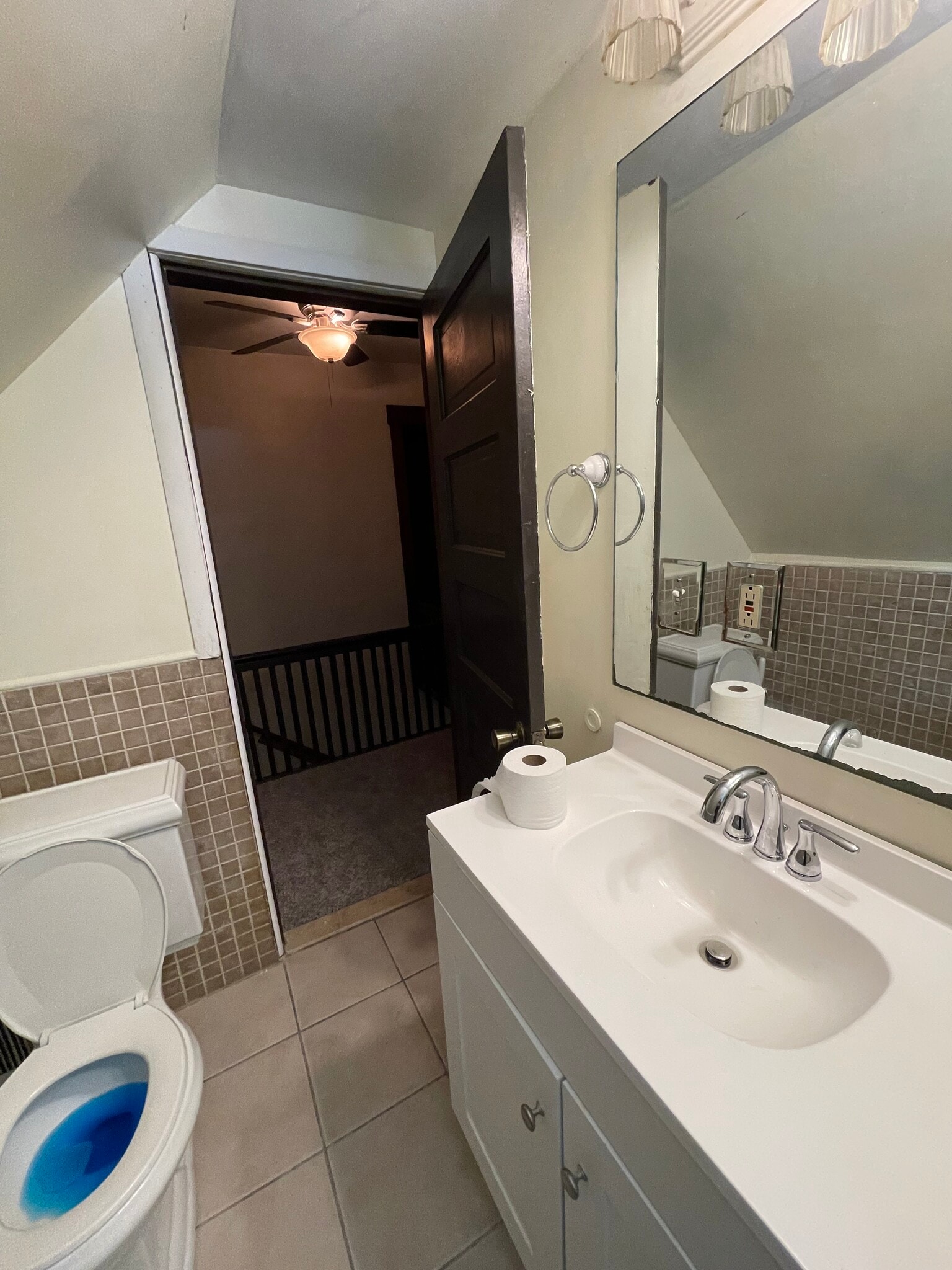 Bath - 815 11th St
