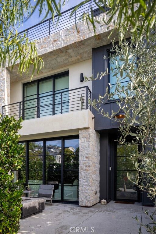 Building Photo - 422 Larkspur Ave