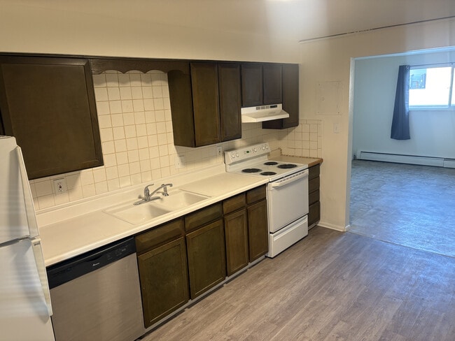 Building Photo - 4455 Independence St