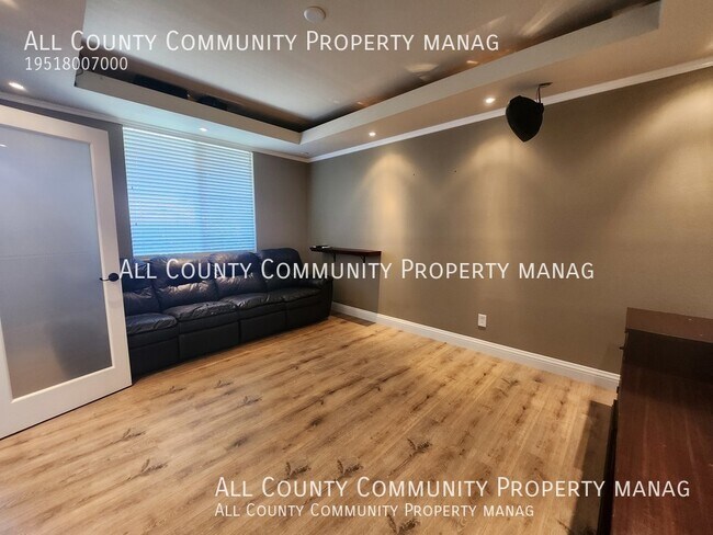 Building Photo - 25255 High Plains Ct
