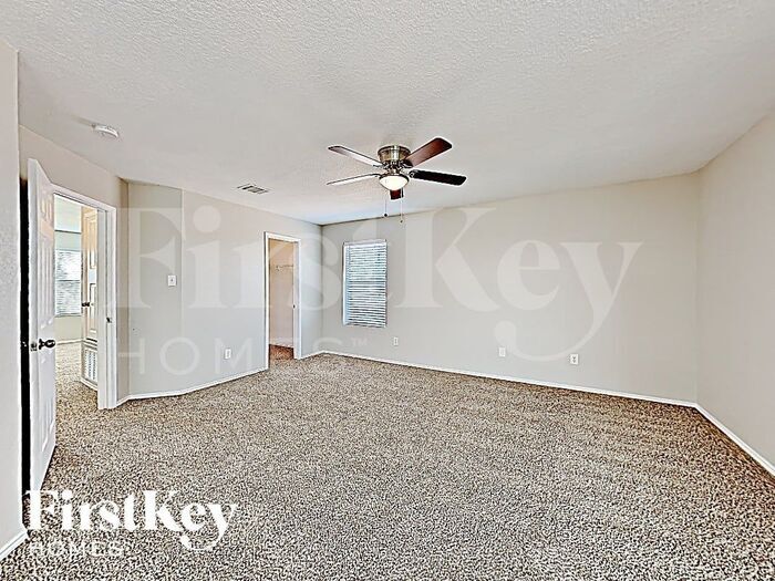 Building Photo - 3508 Aruba Ln