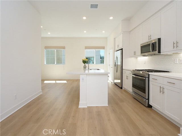 Building Photo - 1645 Hornet Dr