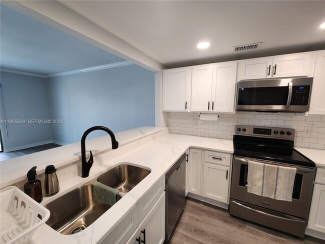 Building Photo - 3145 Coastal Hwy