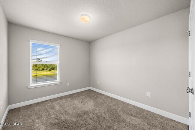 Building Photo - 5768 Callaway Cir