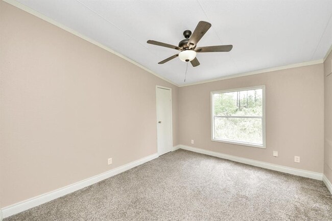 Building Photo - 524 Rd 5253