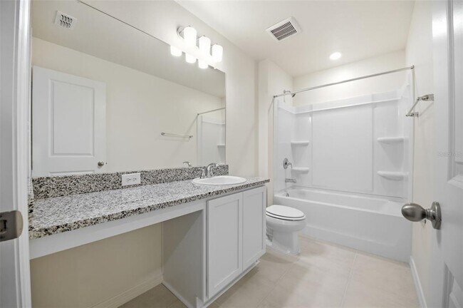 Building Photo - 37411 Roanoke River Wy