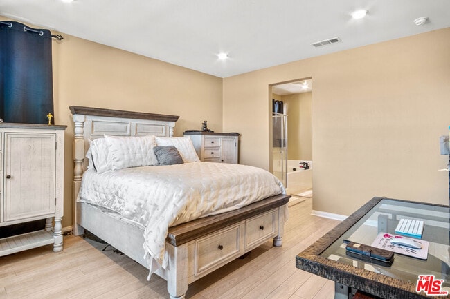 Building Photo - 720 Grace Ave