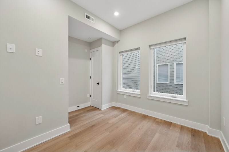 Building Photo - 1626 Ridge Ave