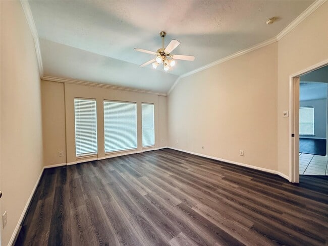 Building Photo - 103 Greenridge Cir