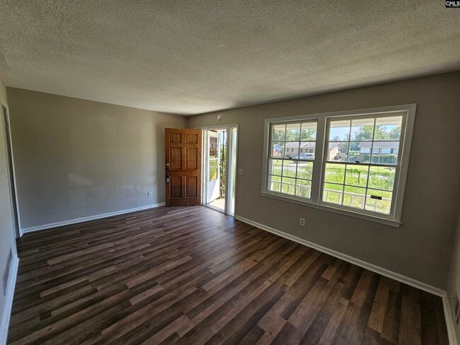 Building Photo - 3924 Trotter Rd