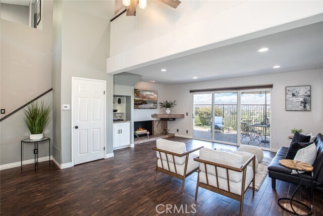 Building Photo - 7300 E Singingwood Dr