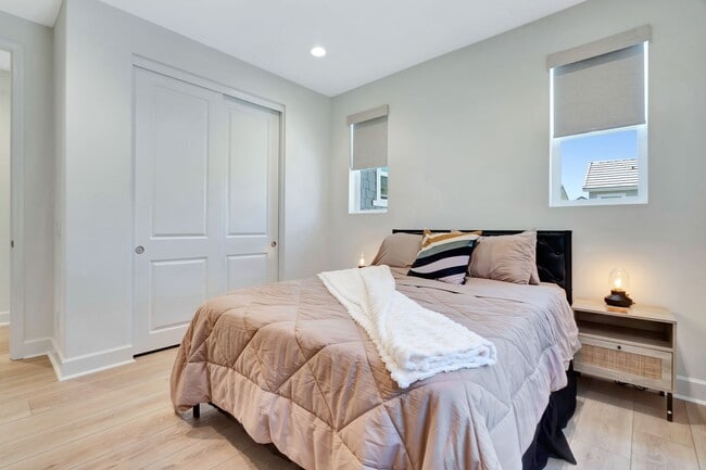 Building Photo - Amazing New Construction House!