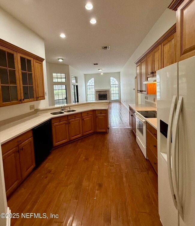 Building Photo - 13056 Clearbrook Ct