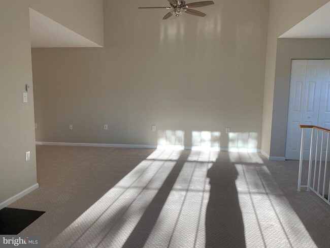 Building Photo - 7575 Belle Grae Dr