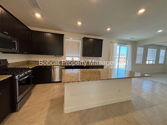 Building Photo - 1120 Dapple Dr